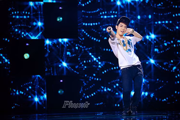 Được biết, một năm sau The Voice Kids, Trung Thành đầu quân về công ty của ST. 319 để được đào tạo. (Ảnh: Phunuoline)