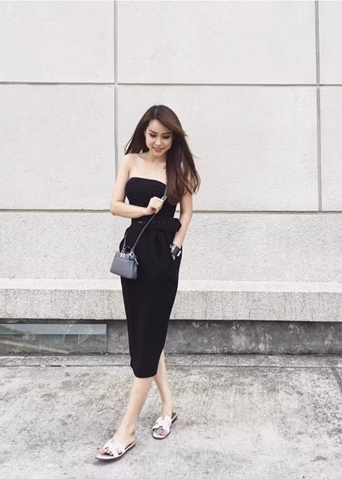 MC Trúc Mai còn được xem là một trong những mỹ nhân dáng chuẩn nhất nhì của VTV. (Ảnh: FBNV)