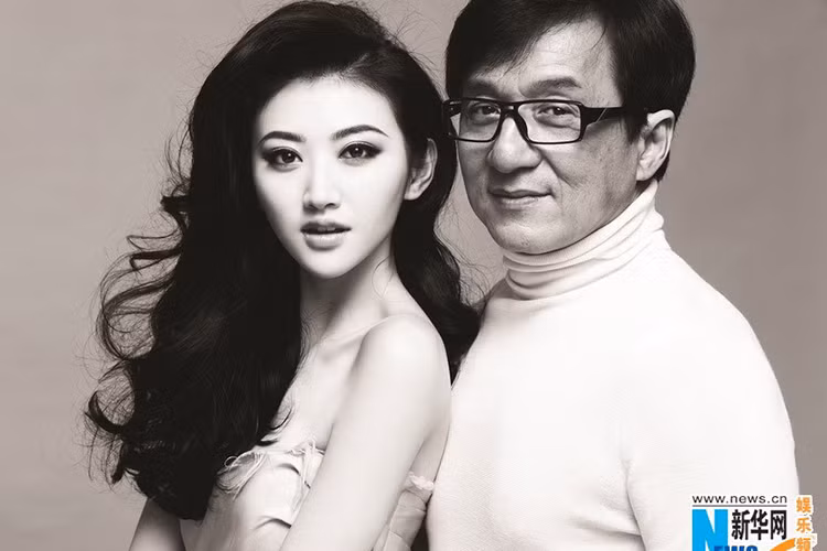 Thành Long tấm tắc khen diễn xuất của Cảnh Điềm. Anh cho rằng nữ diễn viên phim "Kong: Skull Island" sẽ trở thành Chương Tử Di thứ 2. Ảnh: Tân Hoa Xã