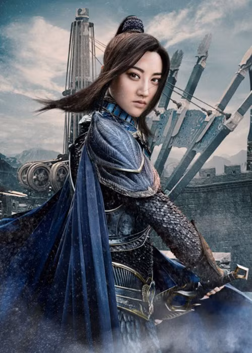 Vai diễn của Cảnh Điềm là Lâm Mai - nữ tướng quân duy nhất trong 5 tướng lĩnh của Trường Thành dẫn dắt đại quân chống lại bọn quái thú. Ảnh: Zing