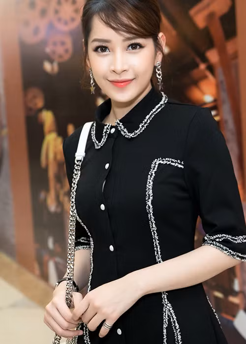 Từ một hot girl, Chi Pu đã “lột xác” trở thành một diễn viên nổi tiếng trong cả lĩnh vực phim truyền hình và điện ảnh.