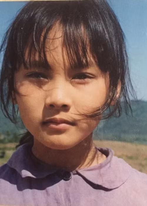 Bảo Thanh sinh ra trong một gia đình có bố mẹ đều là nghệ sĩ tuồng tài năng ở Bắc Giang nên cô đam mê diễn xuất từ nhỏ. Năm 8 tuổi, Bảo Thanh chạm ngõ phim ảnh với dự án “Vào Nam ra Bắc”. Ảnh: Người đưa tin