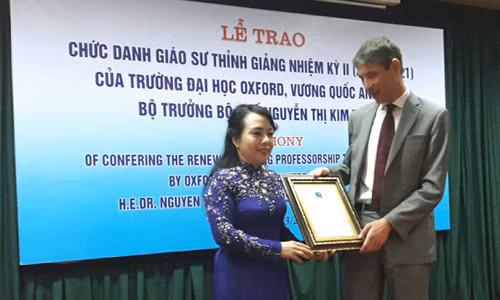 Bo truong Y te la giao su thinh giang DH Oxford