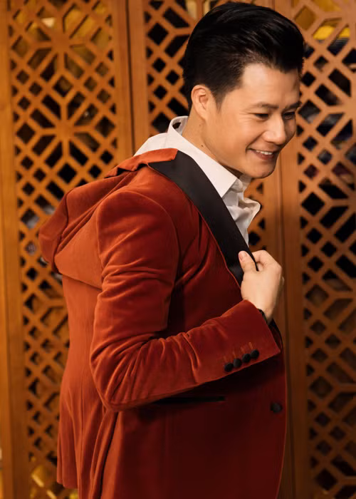 "Đến nay, tôi vẫn chưa thể bước lên xe hoa vì còn mãi yêu một người, đó là Quang Dũng. Để bây giờ, trong âm nhạc và cuộc sống, tôi luôn có Quang Dũng bên cạnh", Thanh Thảo chia sẻ.