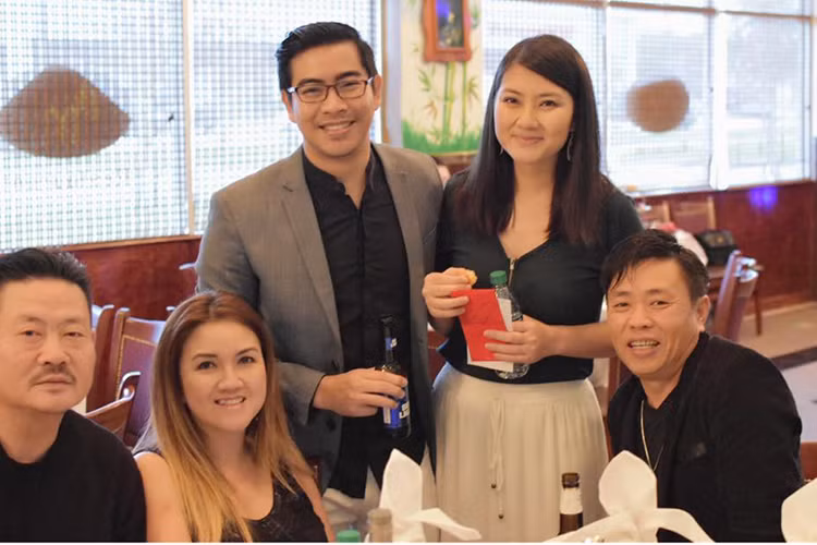 Ngoc Lan - Thanh Binh mo tiec day thang con trai o My-Hinh-5