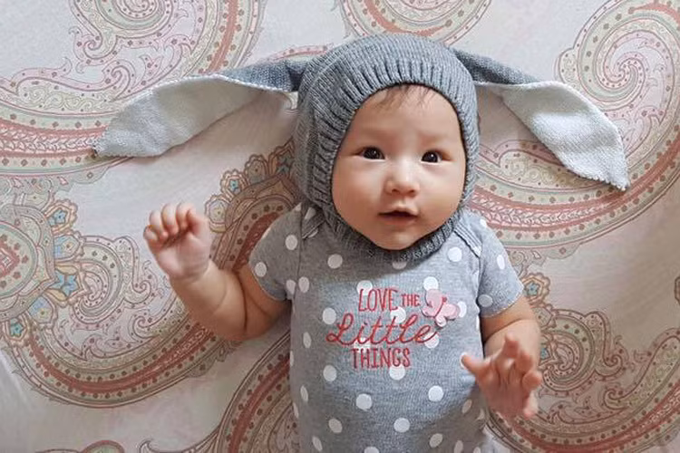 Nữ ca sĩ Phương Vy Idol hạ sinh cô con gái đầu lòng với ông xã ngoại quốc Sean Trance vào tháng 4/2016. Ảnh: FBNV