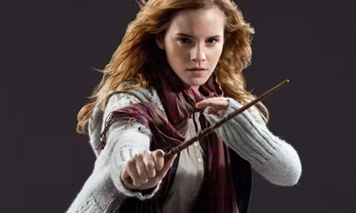 Dien vien Emma Watson kiem hon hon 400 ty khi moi 19