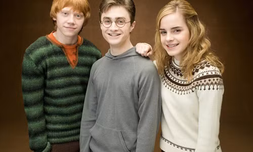 Dien vien Emma Watson kiem hon hon 400 ty khi moi 19-Hinh-2