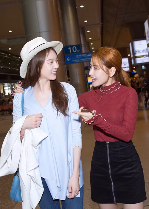 Á hậu Hàn Quốc 2014 ở tại một khách sạn hạng sang ngay trung tâm TP HCM, nơi cựu Tổng thống Mỹ Obama từng lưu trú.