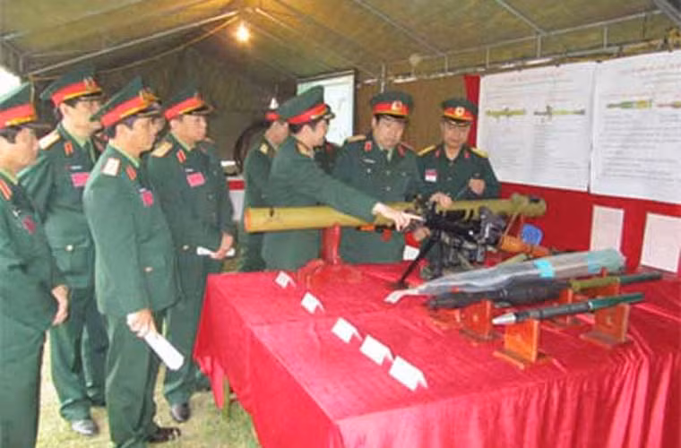 RPG-29 được Liên Xô và Nga xuất khẩu tới khoảng 10 quốc gia trên thế giới. Đáng lưu ý, qua một số hình ảnh từ báo QĐND thì RPG-29 đã có trong thành phần trang bị Quân đội Nhân dân Việt Nam.