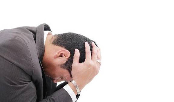 Giảm tiết androgen. Chuyên gia sức khỏe khuyên nam giới cần duy trì đời sống chăn gối hợp lý và đều đặn. Không quan hệ tình dục thời gian dài có thể dẫn đến giảm lượng nội tiết tố nam. Trong khi đó, nội tiết tố này rất quan trọng trong việc duy trì sức khỏe. Khi nội tiết tố suy giảm, nó có thể gây biến động nồng độ hormone, gây tác động xấu. (Ảnh minh họa)