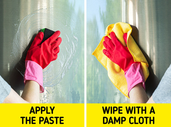 Làm sạch thiết bị có bề mặt thép: Tủ lạnh, lò vi sóng, bếp và một số thiết bị khác có bề mặt chất liệu thép rất dễ bị gỉ theo thời gian. Để loại bỏ chúng mà không ảnh hưởng tới thiết bị, bạn hãy thoa baking soda lên vết bẩn rồi chà mạnh bằng khăn tắm. Tiếp đó, dùng khăn ẩm để loại bỏ phần mạt thép, giúp vật dụng trở nên sáng bóng.