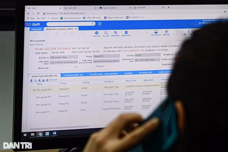 Tieng khoc nghen trong cuoc goi bao tu tu khu dieu tri F0 nang nhat Ha Noi