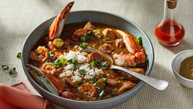 Gumbo là một món hầm phổ biến ở bang Louisiana, Mỹ. Có nhiều cách làm món Gumbo, song món ăn chế biến từ hải sản, gà và xúc xích là phổ biến nhất hiện nay.