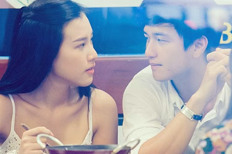 Không chỉ gắn bó trong cuộc sống, cặp tiên đồng ngọc nữ của Vbiz còn âm thầm hỗ trợ lẫn nhau trong công việc.