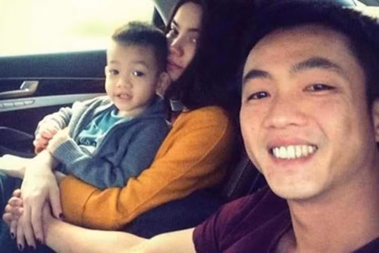 Hồ Ngọc Hà và Cường đô-la ly hôn vào năm 2014. Dù đã đường ai nấy đi nhưng cả hai vẫn giữ mối quan hệ tốt đẹp vì cậu con trai chung - bé Subeo. Vì con, Hà Hồ và chồng cũ không ngại xuất hiện bên nhau. Ảnh: FBNV