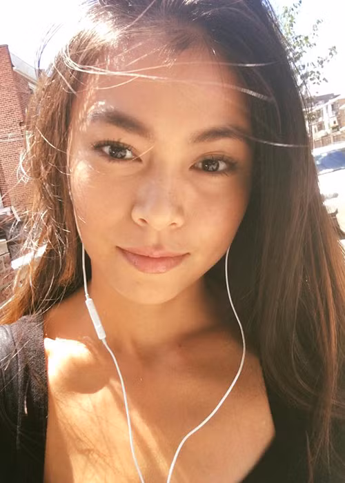 Để chuẩn bị cho cuộc thi Hoa hậu Hoàn vũ Việt Nam, cô tạm gác tất cả mọi công việc khác ở New York. Ảnh: FBNV