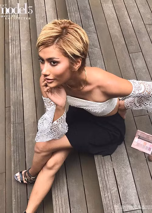 Shikin vốn là đối thủ nặng ký đối với Minh Tú. Cũng như đại diện của Việt Nam, đại diện của Malaysia 2 lần đứng nhất tuần và chưa từng rơi vào top nguy hiểm. Ảnh: BTC