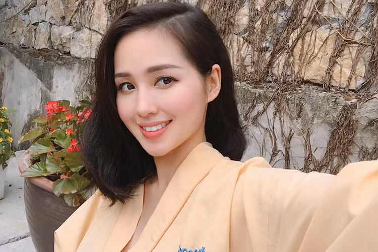 Trong lần bầu bí thứ 2 này, gương mặt của Tâm Tít dường như không có biểu hiện phù nề của phụ nữ mang thai. Ảnh: FBNV