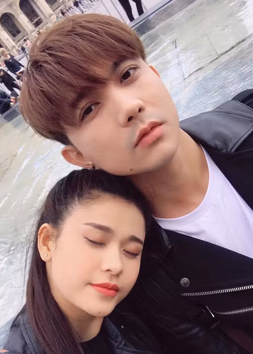 Trên trang cá nhân, Tim và Trương Quỳnh Anh liên tục đăng tải những khoảnh khắc hạnh phúc kèm lời ngọt ngào dành cho đối phương. Ảnh: FBNV