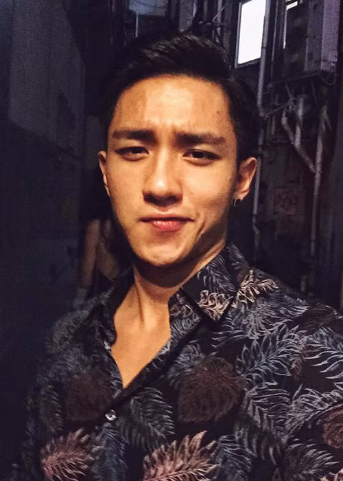 Trước những lời nhận xét vai trò host quá nhạt nhòa, Hữu Vi cho hay do chương trình cắt bớt nên khán giả không thể xem hết phần thể hiện của anh. Ảnh: FBNV