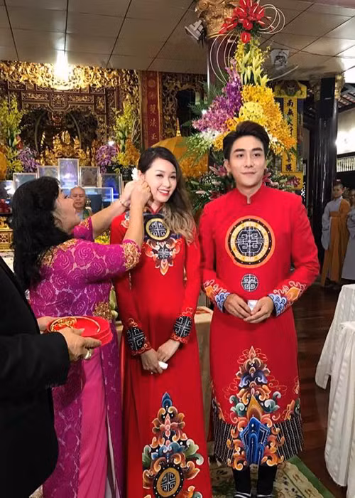 Ngày 15/6 vừa qua, Huy Nam bí mật tổ chức lễ thuận hằng với Hiền Vy. Cô sống tại Oslo, Na Uy, không hoạt động trong làng giải trí. Ảnh: FBNV