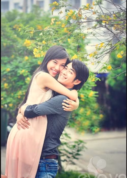 Truoc Huynh Anh, Hoang Oanh tung yeu nguoi nay dam duoi