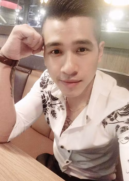 Năm 2008, nhóm Vboys của Tiêu Quang và Phạm Trưởng tan rã vì không có sự định hướng lâu dài cũng như 2 thành viên không còn chung hướng đi. Ảnh: FBNV