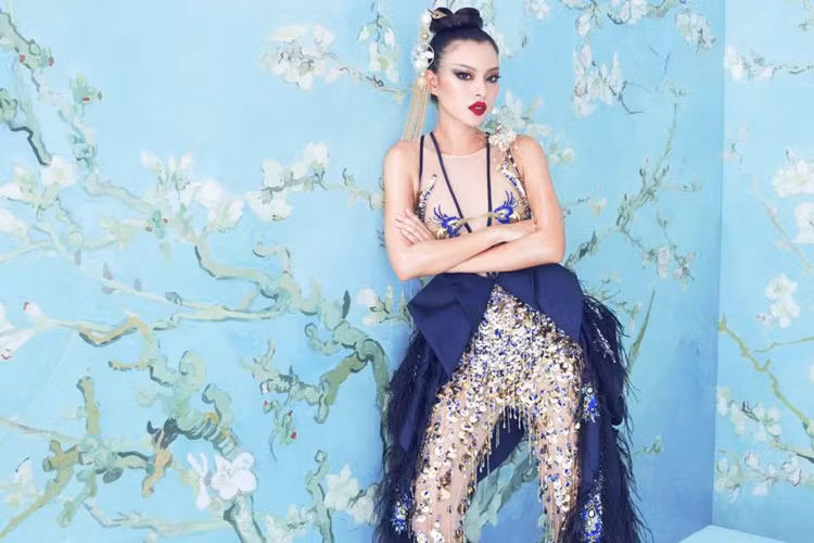 Hot girl xinh như mộng khiến 3 HLV The Face ra sức giành giật Hot girl xinh nhu mong khien 3 HLV The Face ra suc gianh giat