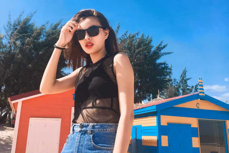 Theo chia sẻ của Thiếu Lan, Tú Hảo là thí sinh được ban tổ chức chương trình The Face 2017 o bế. Ảnh: FBNV