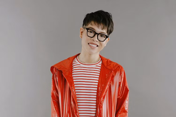 Loat sao Viet cong khai phau thuat tham my