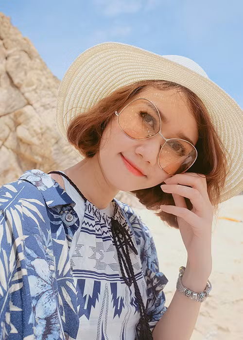 Khác với nhân vật Trâm đỏng đảnh, đanh đá trong “Sống chung với mẹ chồng”, ngoài đời, Hương Giang là người dễ mến. Nhan sắc ở đời thường của nữ diễn viên 8x này cũng được nhiều người khen ngợi. Ảnh: FBNV