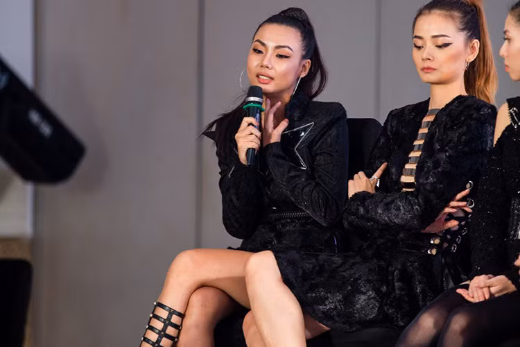 Khi bước vào ngôi nhà chung, Lại Thanh Hương cho biết cô không vì những lời chỉ trích của cư dân mạng mà giấu đi cá tính của mình và sẽ sẵn sàng đáp trả bất kỳ ai nếu như đụng chạm đến cô.