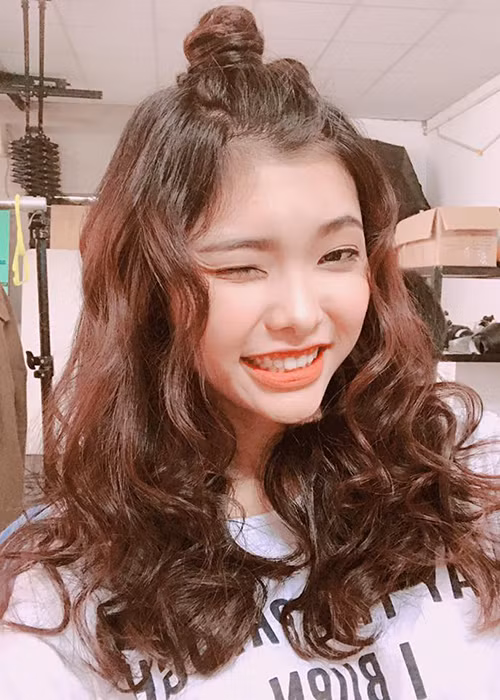 Nguyễn Thiếu Lan là một người mẫu trẻ từng lọt top 7 cuộc thi Vietnam’s Next Top Model 2016. Năm nay, cô thử sức ở cuộc thi The Face và đối thủ khiến Thiếu Lan dè chừng nhất là Tú Hảo. Ảnh: FBNV