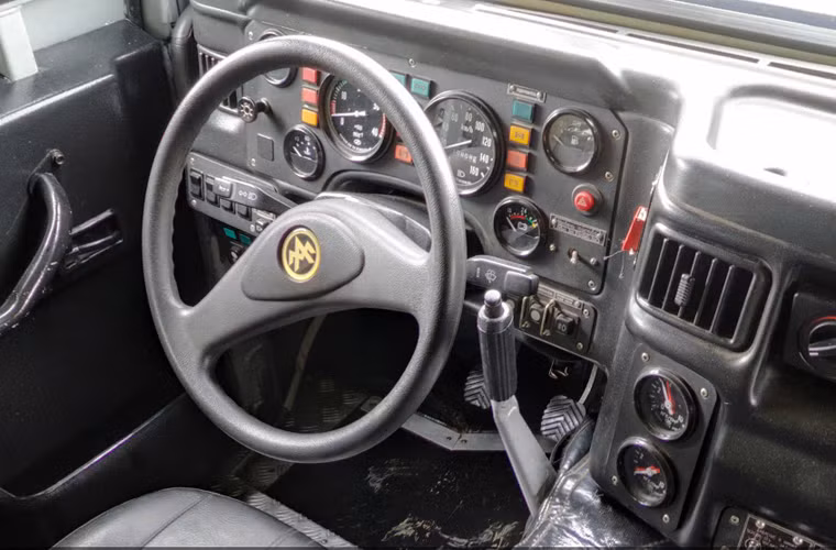 Cận cảnh vị trí của lái xe.