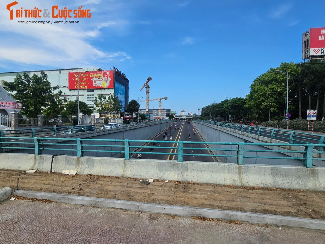 Tại Đà Nẵng, dự án hầm chui tại nút giao thông Điện Biên Phủ - Nguyễn Tri Phương (TP. Đà Nẵng), Tập đoàn Thuận An cũng “góp mặt” khi liên danh với một nhà thầu khác thi công, với giá trị hợp đồng gần 120 tỷ đồng.