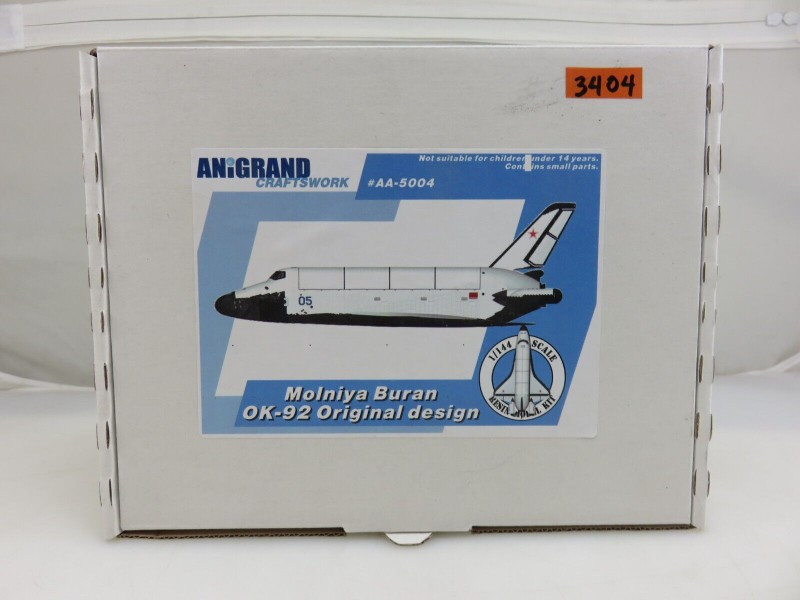 Đơn vị thiết kế cho biết chiếc phi thuyền nói trên được tạo ra nhằm phục vụ xu hướng phát triển du lịch vũ trụ ở Liên bang Nga, sẽ giúp giảm yêu cầu về sức khỏe đối với hành khách và tiết giảm đáng kể chi phí phóng.