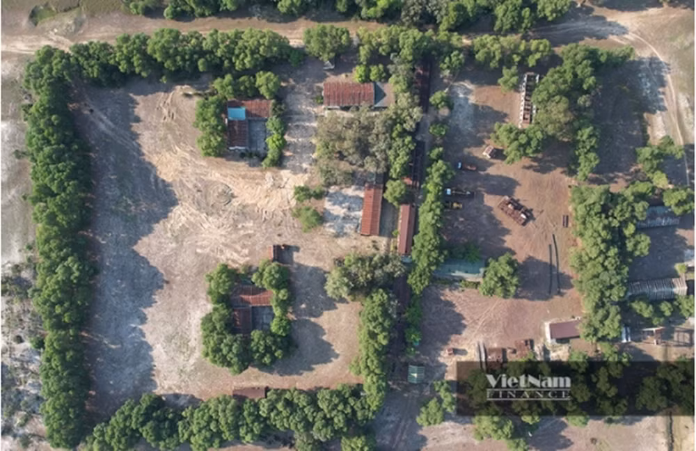 Trước đó, Báo Hà Tĩnh nêu thông tin một lãnh đạo Sở KH&amp;ĐT tỉnh này cho hay, trên cơ sở đánh giá cụ thể, Hà Tĩnh nhận thấy việc triển khai dự án khai thác mỏ sắt Thạch Khê rất chậm và đã dừng thực hiện với khối lượng và kết quả đạt được không đáng kể. (Ảnh: VietnamFinace).