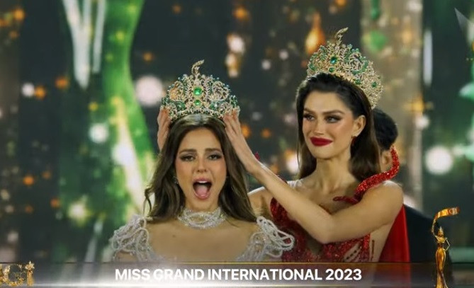 My nhan Peru dang quang Miss Grand International, Hoang Phuong doat giai a hau 4-Hinh-19