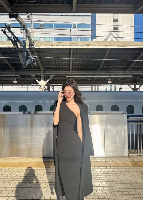 Trước Phương Nhi, các mỹ nhân Việt lọt top ở Hoa hậu Quốc tế gồm Á hậu Tường San (top 8 năm 2019), Thúy Vân (Á hậu 3 năm 2015). Ảnh: FBNV.