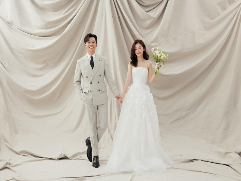 Theo Phụ Nữ Mới, Puka và Gin Tuấn Kiệt sẽ tổ chức đám cưới tại 3 nơi. Ảnh: FBNV.