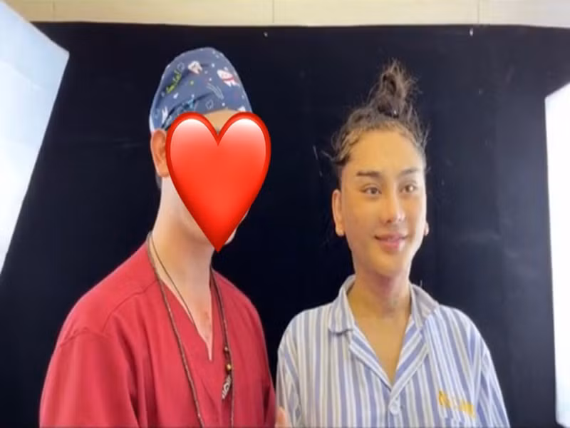 Bác sĩ chia sẻ về gương mặt của Lâm Khánh Chi sau dao kéo: "Vết thương rất đẹp, không sưng, giấu sẹo. Giờ gương mặt trẻ hơn 20 tuổi". Ảnh: Saostar.