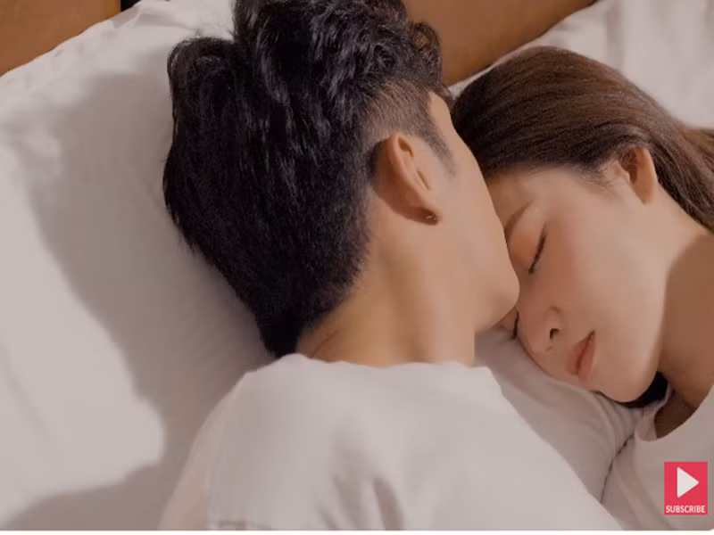 "Em à, anh muốn em là bông hoa của cuộc đời riêng anh! Happy birthday vợ. Cảm ơn vợ đã hết lòng hết sức vì sản phẩm này", Gin Tuấn Kiệt nhắn nhủ Puka. Ảnh chụp màn hình.