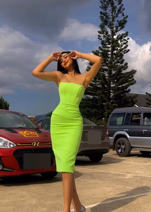 Ở đời thường, quán quân Lê Thu Trang theo đuổi hình ảnh quyến rũ. Ảnh: FBNV.