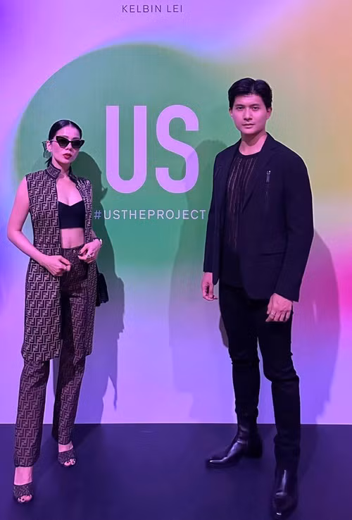 Trong cuộc phỏng vấn với Thương Hiệu và Pháp Luật, Lệ Quyên cho biết, cả hai ủng hộ lẫn nhau, nhưng có giao ước, việc riêng là việc riêng, việc chung là việc chung, không được quan tâm thái quá trong Chị đẹp đạp gió rẽ sóng vì đây là chương trình chuyên nghiệp. Ảnh: FBNV.