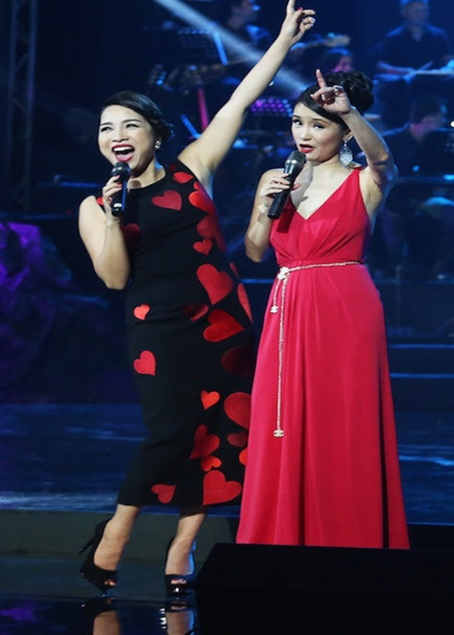 Cả hai đều là diva của làng nhạc Việt. Ảnh: Khám Phá.