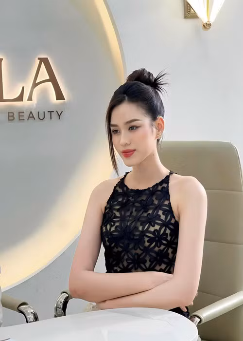 Nàng hậu chia sẻ, cô muốn trở thành đại gia của chính cuộc đời mình. “Khi đã ở vị trí đó, tôi sẵn sàng sánh bước với những người đàn ông chưa có gì trong tay”, Đỗ Thị Hà trải lòng. Ảnh: FBNV.