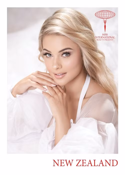 Đại diện New Zealand – Georgia Waddington sở hữu nhan sắc ngọt ngào. Missosology dự đoán cô giành danh hiệu á hậu 2.