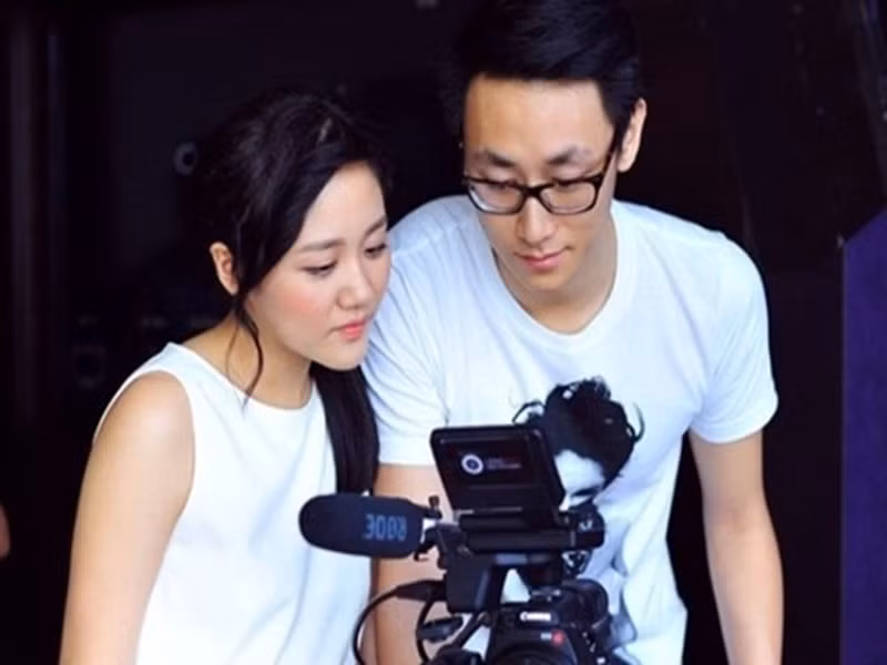 Văn Mai Hương cho biết, mối quan hệ giữa cô và Rocker Nguyễn chỉ là một tình bạn đặc biệt. Rocker Nguyễn lại luôn né tránh nhắc đến Văn Mai Hương. Sau một thời gian vướng tin đồn hẹn hò, cả hai bận rộn với những dự án riêng của mình. Ảnh: NVCC.