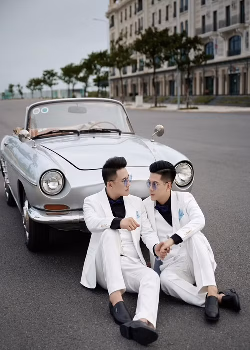 Hà Trí Quang thường xuyên dành lời ngọt ngào cho Thanh Đoàn. “Em và anh sẽ cùng khoác vai nhau đi qua khó khăn và đi đến hạnh phúc em nhé! Mãi yêu”, Hà Trí Quang viết. Ảnh: FBNV.